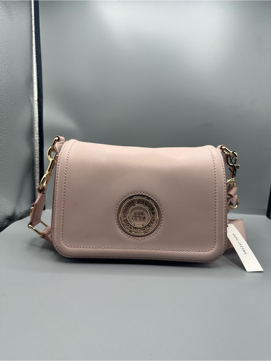 Marc Jacobs Handbags - Marc Jacobs Blush Pink Leather Crossbody with Gold Emblem